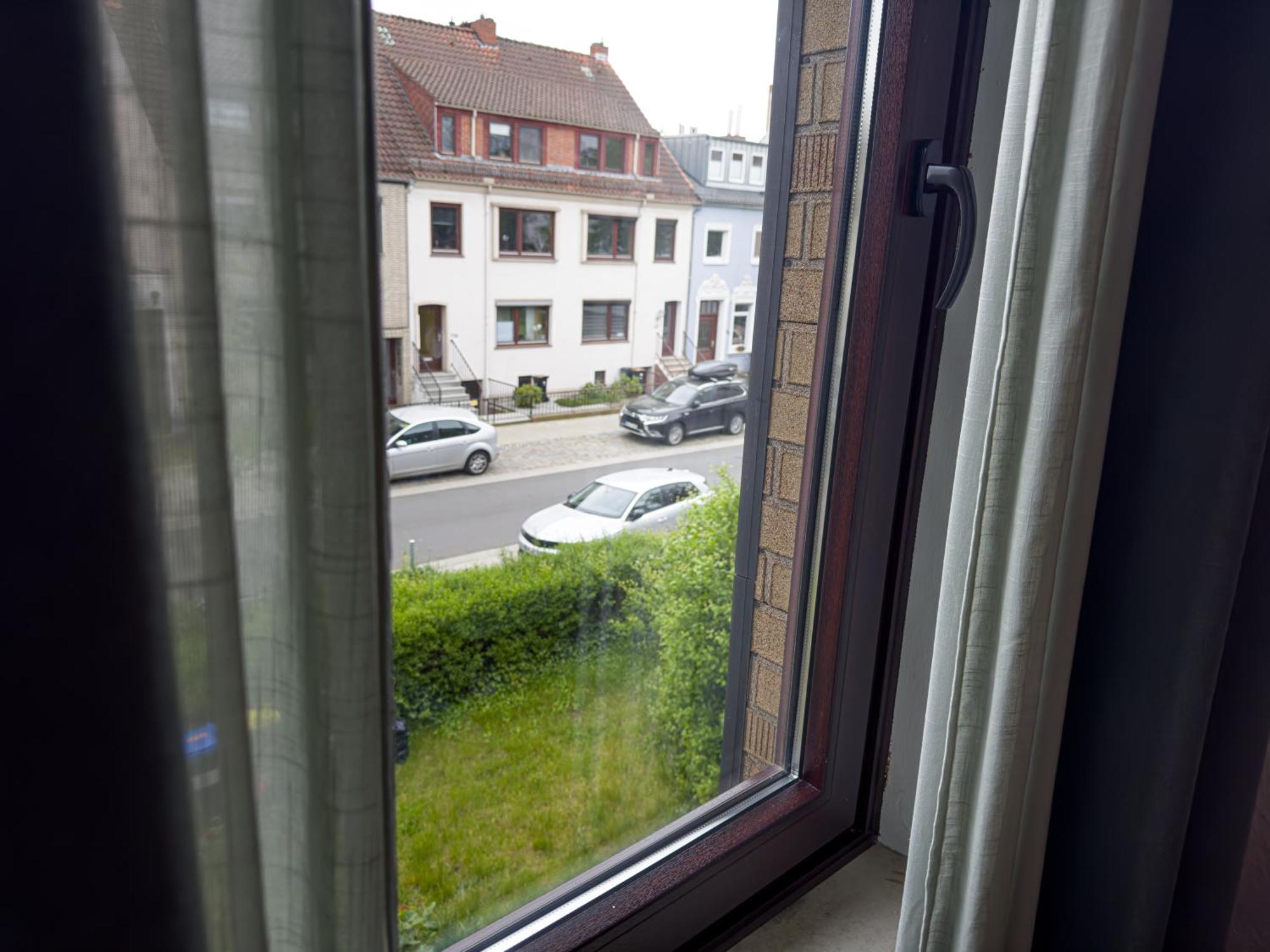 Immostay #8 - Haus Fuer 13 Personen Mit 7 Zimmer - Grosser Garten & Grill, Free Parking, Wlan BRE Exterior foto