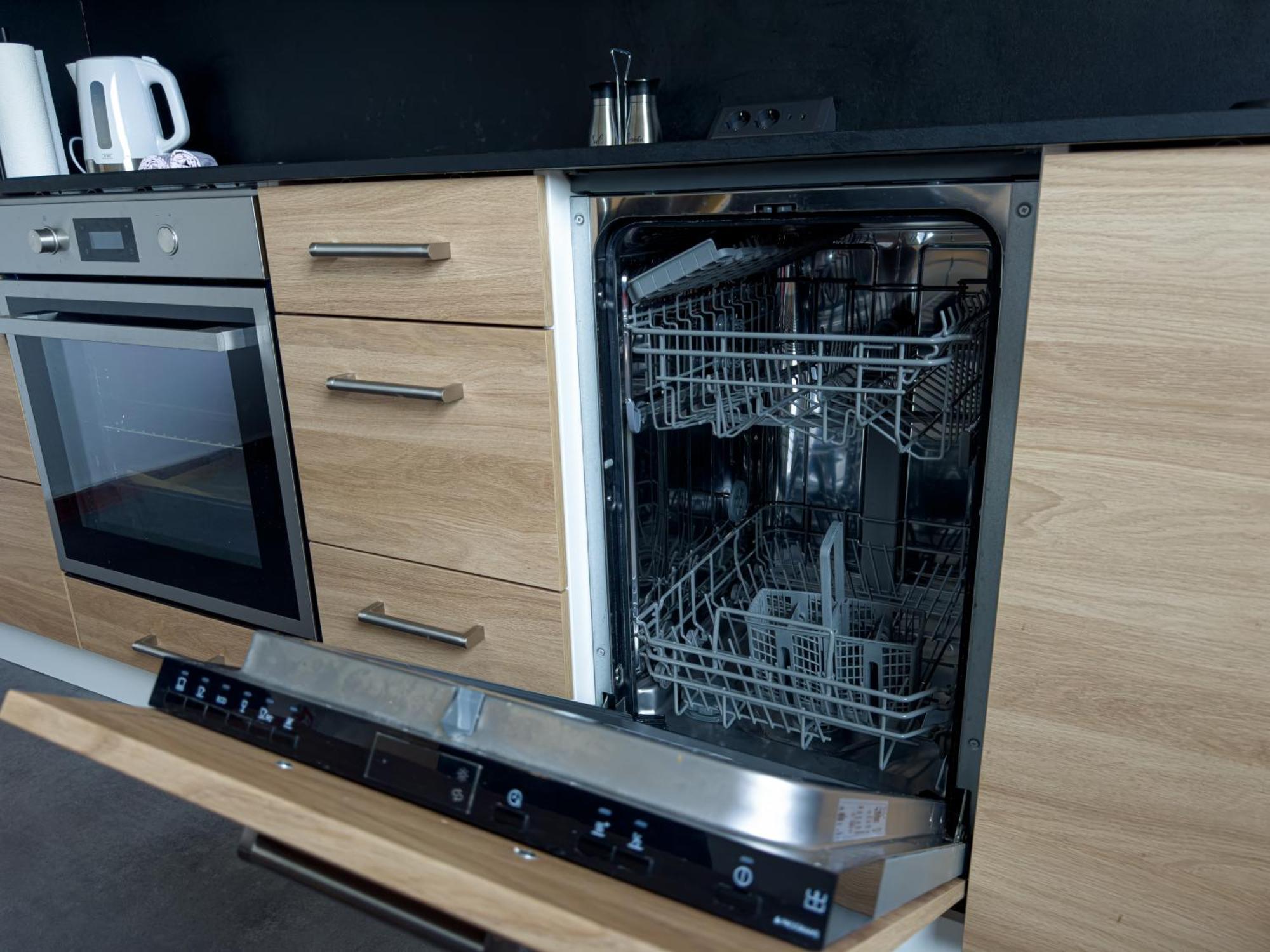 Immostay #8 - Haus Fuer 13 Personen Mit 7 Zimmer - Grosser Garten & Grill, Free Parking, Wlan BRE Exterior foto