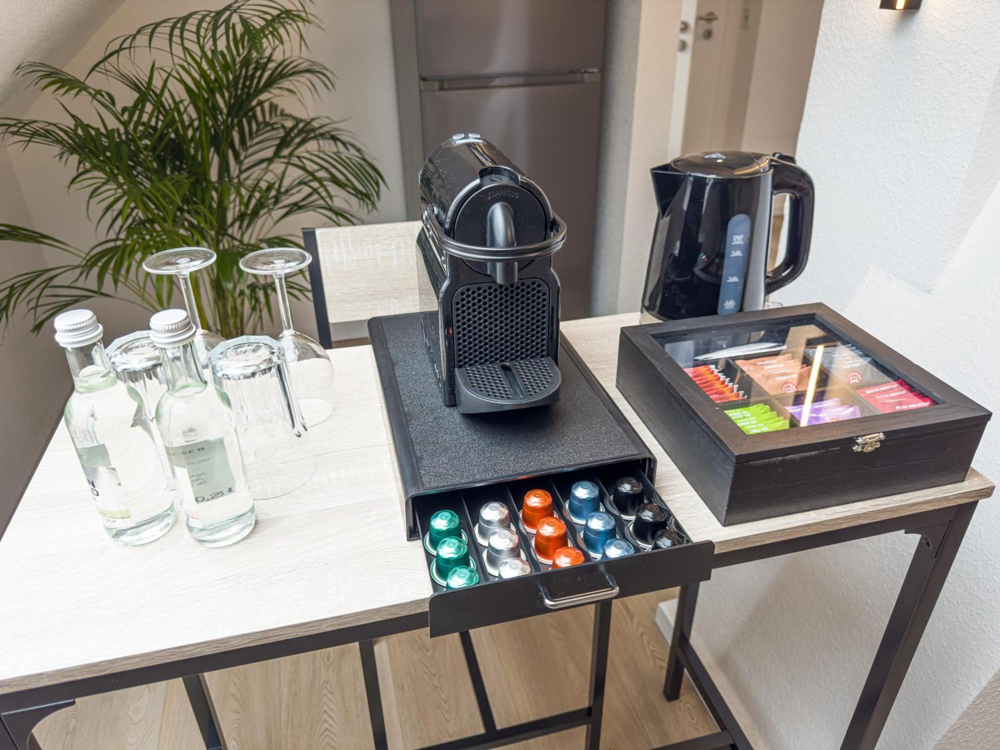 Immostay #8 - Haus Fuer 13 Personen Mit 7 Zimmer - Grosser Garten & Grill, Free Parking, Wlan BRE Exterior foto